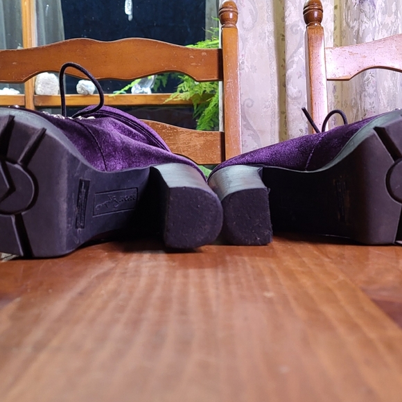 Velvet Platform Ankle Boots - Purple 6.5 Lace Up Bootie - Picture 9 of 11